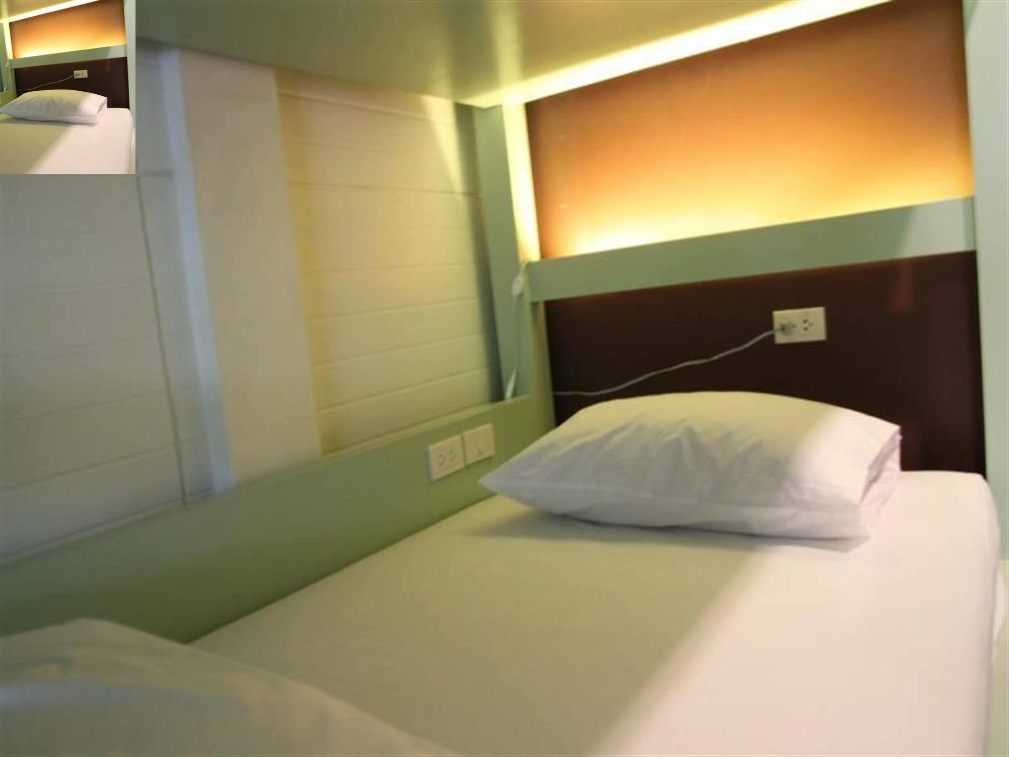 Hostel Yoo Yen Pen Sook Bangkok Exteriér fotografie