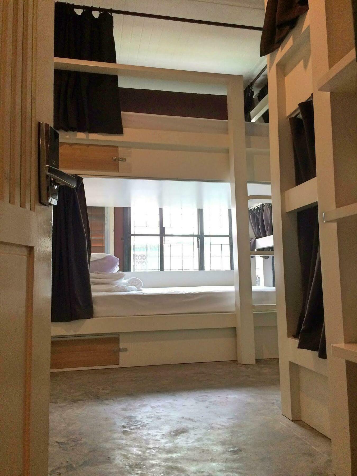 Hostel Yoo Yen Pen Sook Bangkok Exteriér fotografie